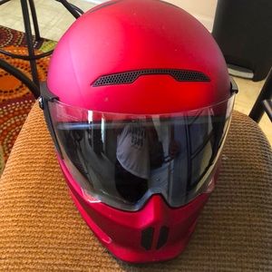 Red Atlas motorcycle helmet never worn size XL